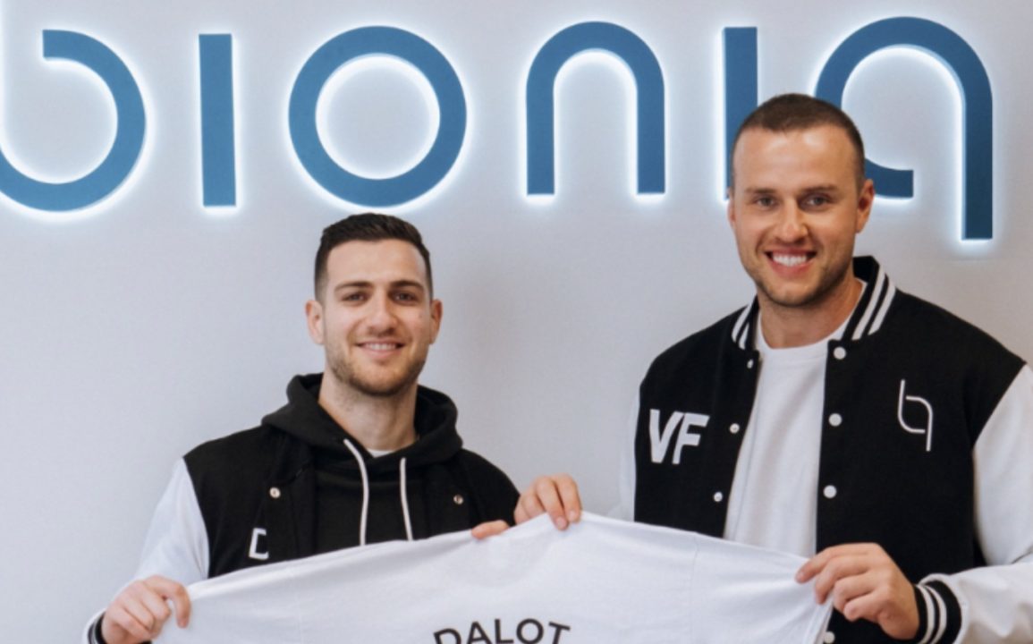 Diogo Dalot Joins Ronaldo in Backing Bioniq’s Personalized Supplement Startup With €1 Million Investment