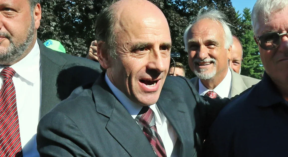 Arthur T. Demoulas Suspension Sparks New Market Basket Power Clash as Board Cites Misconduct and Nepotism