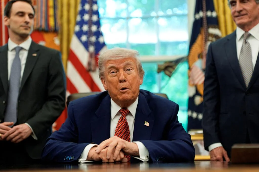 EU Pushes Back as Trump Threatens 50% Tariff, Raising Fears of Global Trade War