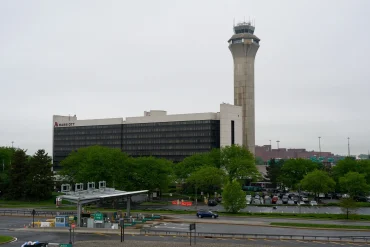 FAA Cuts Newark Flights to Ease Delays During Runway Repairs and Summer Travel Surge