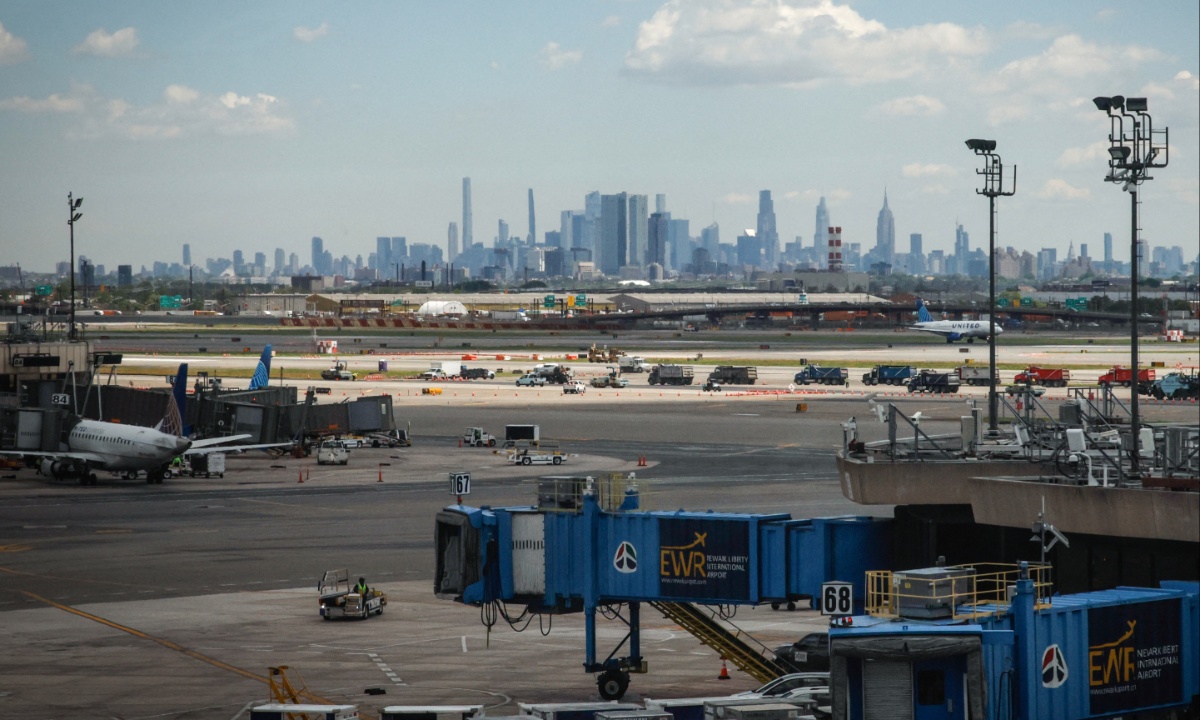 FAA’s Outdated Systems and Staffing Crisis Push U.S. Air Traffic Control to the Brink
