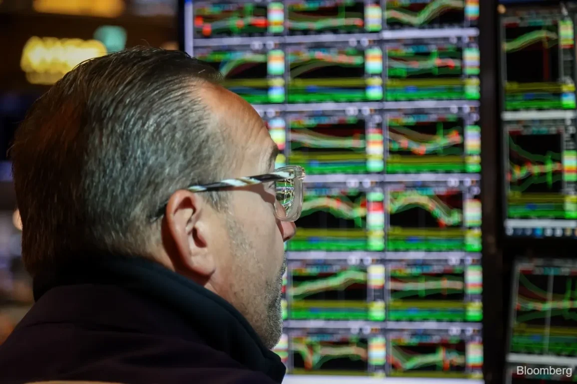 Japan’s Bond Shift Spurs Global Rally as Markets Demand Fiscal Reform Over Short-Term Fixes
