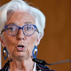 Lagarde Calls for Bold EU Reforms to Make Euro a Rival to U.S. Dollar