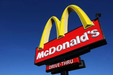 McDonald’s Launches Massive 375,000-Worker Hiring Drive Amid Sales Slump and Summer Surge Plans
