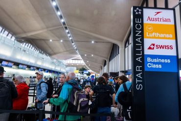 Outdated FAA Tech Pushes U.S. Air Traffic Control Toward Crisis, CNN Finds