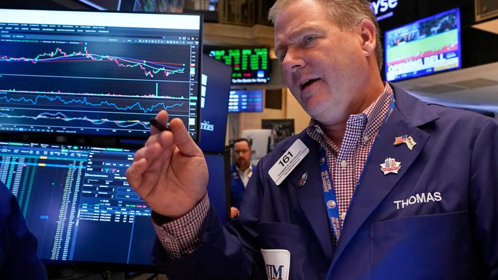 S&P 500 Wipes Out 2025 Losses as Inflation Cools and U.S.-China Tariff Truce Lifts Market Sentiment