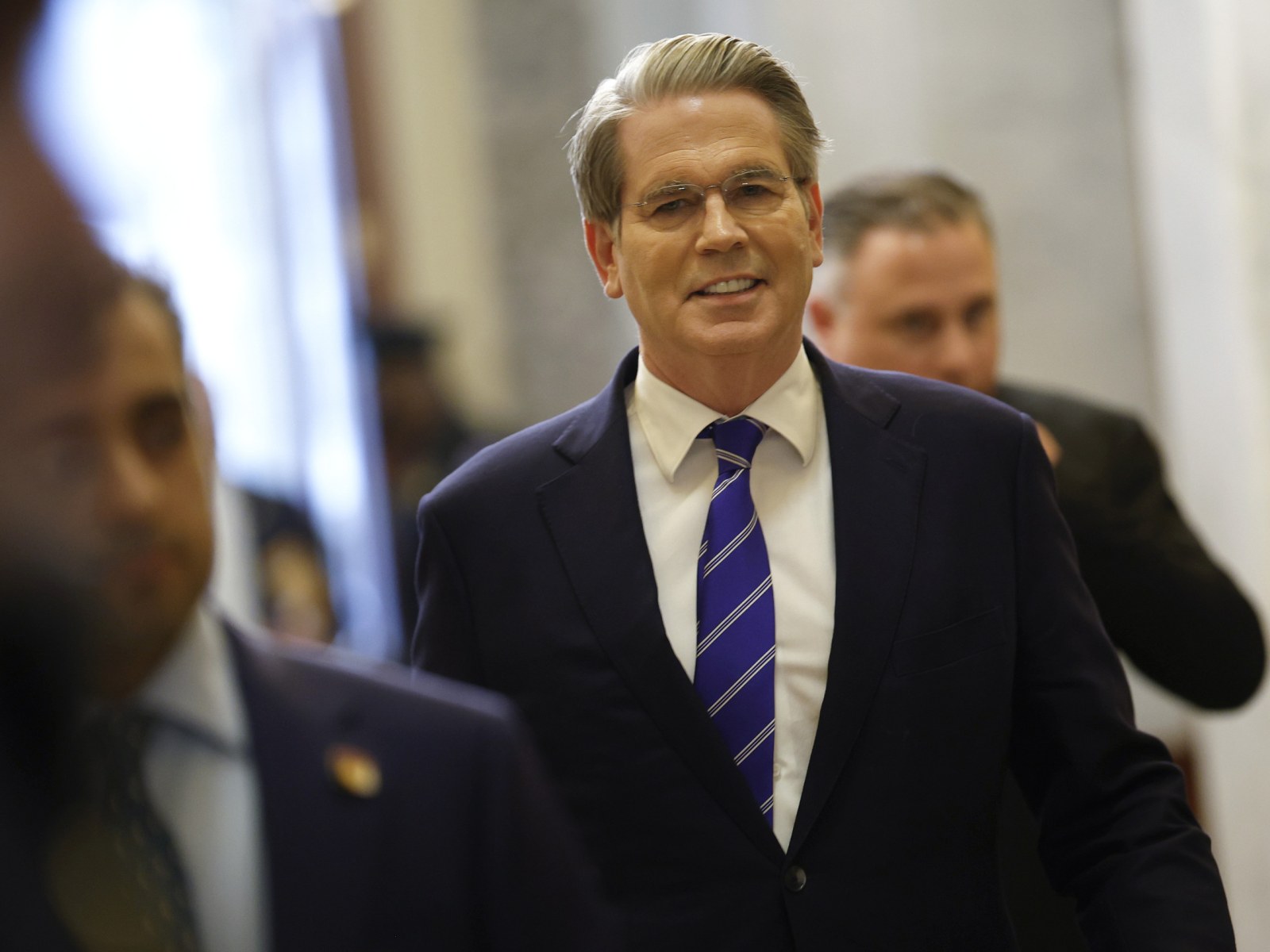 Scott Bessent Downplays U.S. Credit Downgrade, Defends Tariff Strategy and Trump-Era Jet Gift Amid Scrutiny