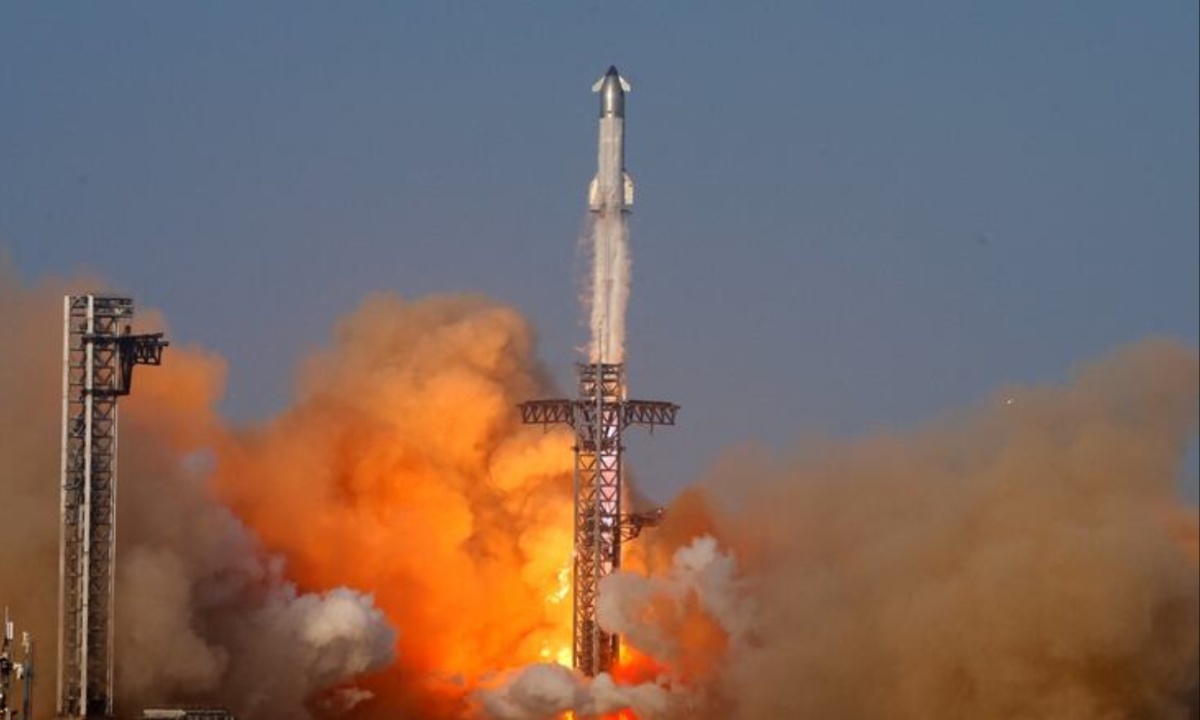 Starship’s Ninth Flight Ends in Setbacks as SpaceX Pushes Forward with Reusability Goals