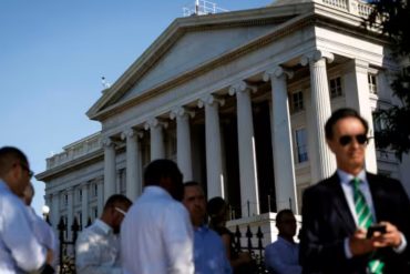 Surging Yields and Credit Spreads Open Rare Bond Opportunities Not Seen Since 2007