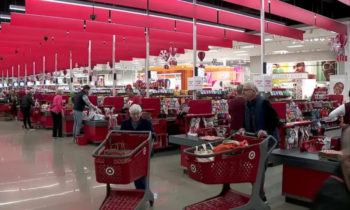 Target Prepares Earnings Report as Growth Stalls, Tariff Pressures and DEI Backlash Mount