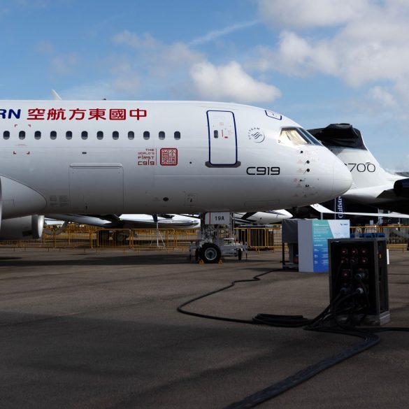 Trump Blocks Aerospace Tech Exports to China as C919 Jet Fuels U.S. Security Fears and Rivalry