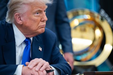 Trump Hails ‘Total Reset’ in US-China Trade Talks as Tariff Strain and Inflation Risks Persist