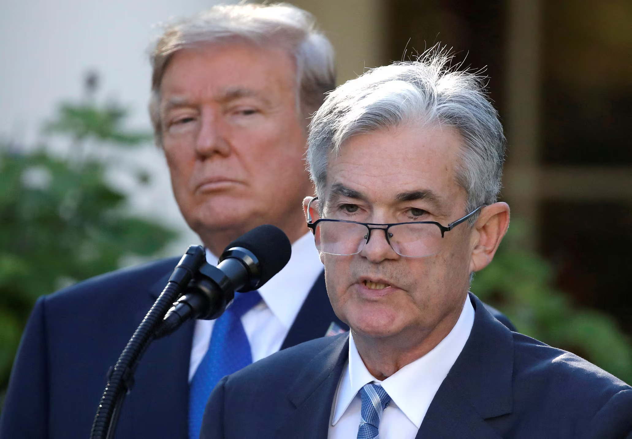 Trump Pressures Powell for Rate Cuts as White House Meeting Rekindles Tensions Over Fed Independence