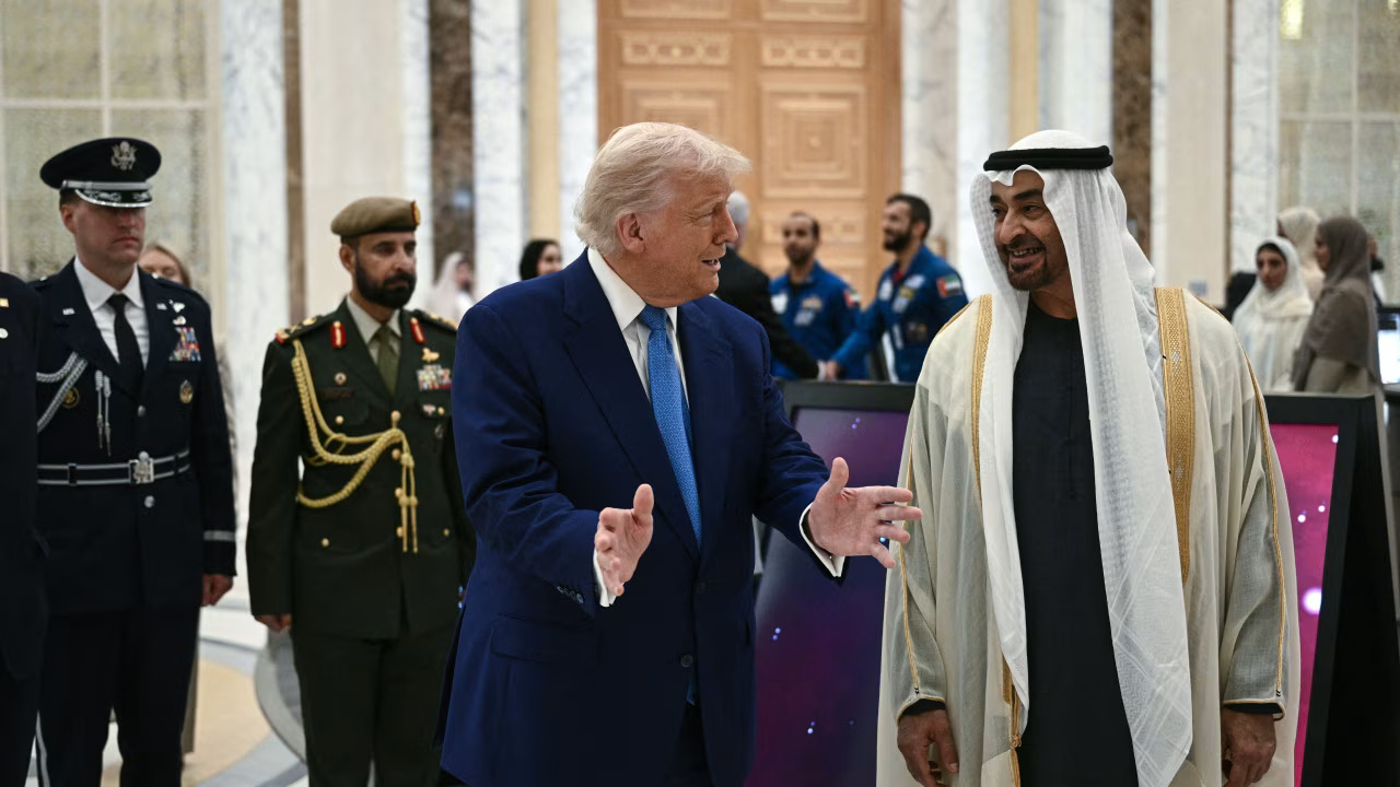 Trump’s AI Deals in Gulf Ignite Innovation Push and National Security Showdown Over Chip Exports