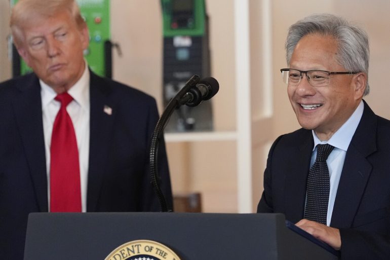 Trump’s AI Deals in Gulf Ignite Innovation Push and National Security Showdown Over Chip Exports