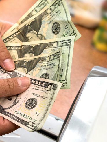 U.S. Inflation Hits Four-Year Low as Falling Prices Raise Concerns About Economic Slowdown