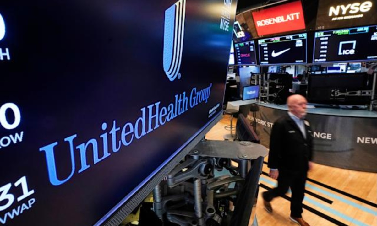 UnitedHealth’s Stock Plunge Raises Red Flags as CEO Exit and Drug Policy Shake Investor Trust