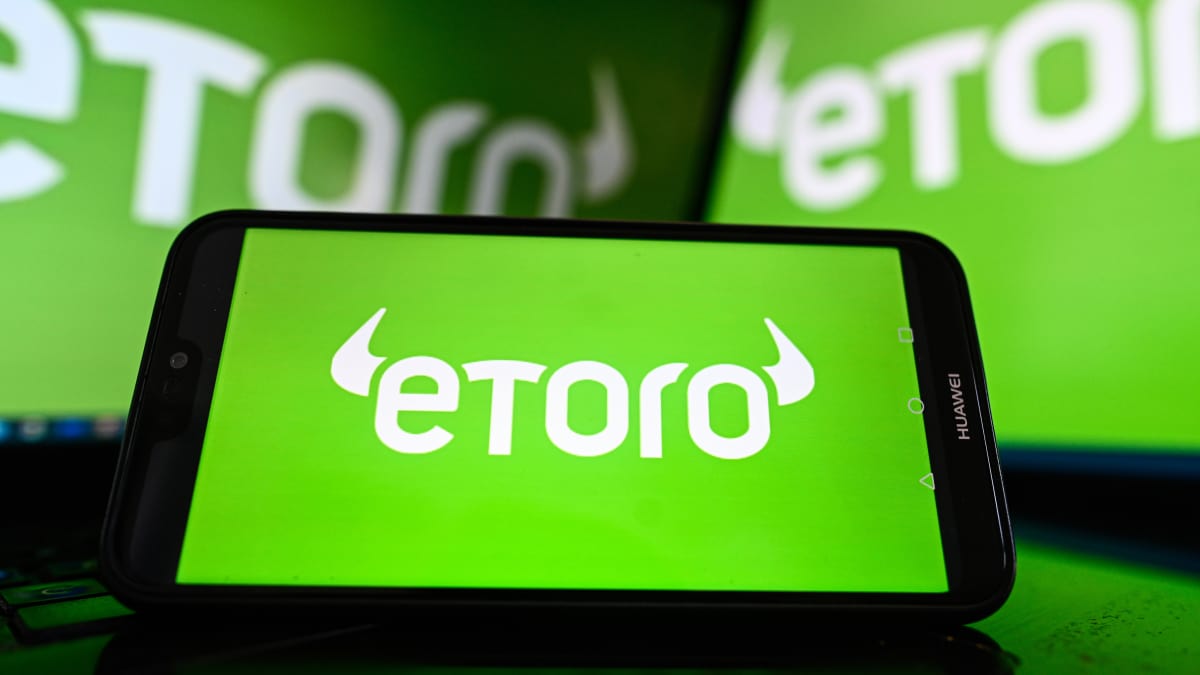 eToro Surges 29% in Nasdaq Debut as IPO Marks Comeback Moment for Public Listings