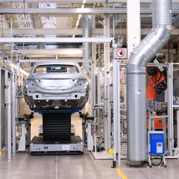 Carmakers Sound Alarm as China’s Rare-Earth Curbs Threaten New Supply Chain Crisis
