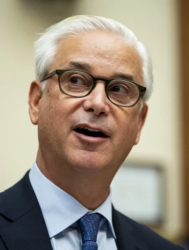 Charlie Scharf Gets Candid as Wells Fargo Emerges from Asset Cap and Plots Post-Scandal Growth