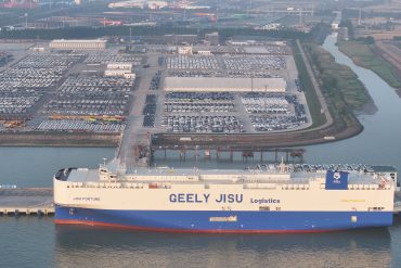 China’s U.S. Trade Slump Deepens as Tariff Tensions Undermine Export Growth and Recovery Hopes