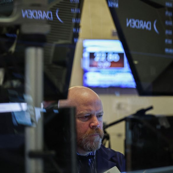 Chip Stocks Power Market Gains as U.S.-China Trade Hopes Lift Sentiment Despite Mixed Economic Data