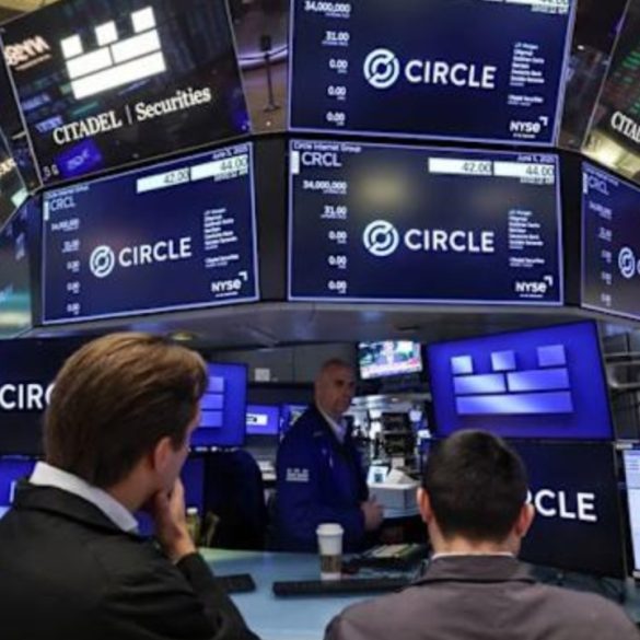 Circle’s Soaring NYSE Debut Ignites Stablecoin Surge as Big Banks Plot Digital Currency Moves
