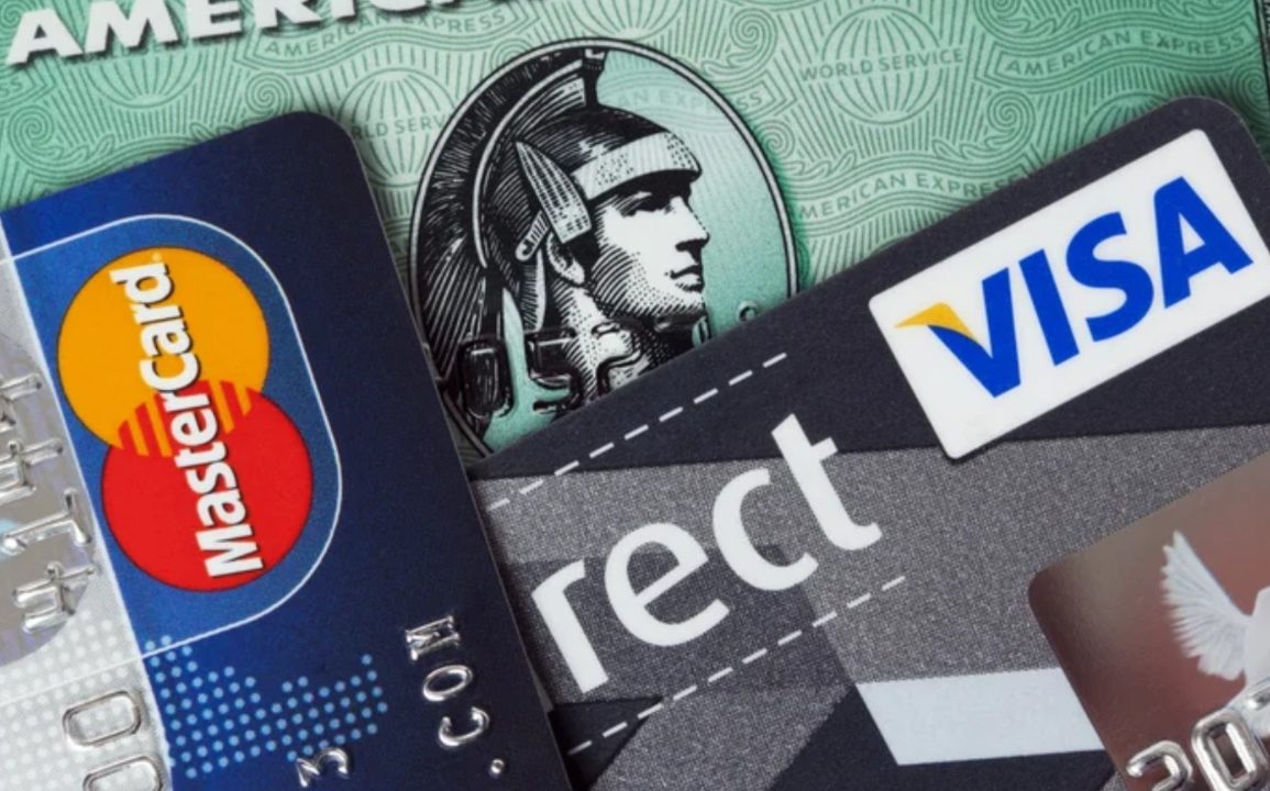 Credit Card Rates Climb Past 20% Even as Fed Cuts Fail to Slow Lenders
