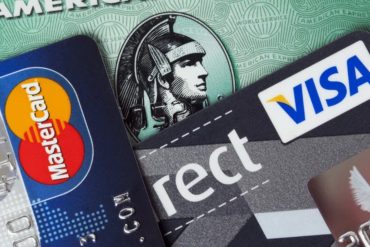 Credit Card Rates Climb Past 20% Even as Fed Cuts Fail to Slow Lenders