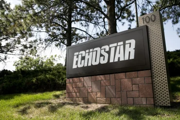 EchoStar Stock Soars 17% Amid Missed Payment and FCC Pressure as Investors Bet on Strategic Delay
