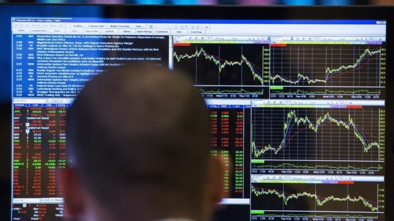 EchoStar Stock Soars 17% Amid Missed Payment and FCC Pressure as Investors Bet on Strategic Delay