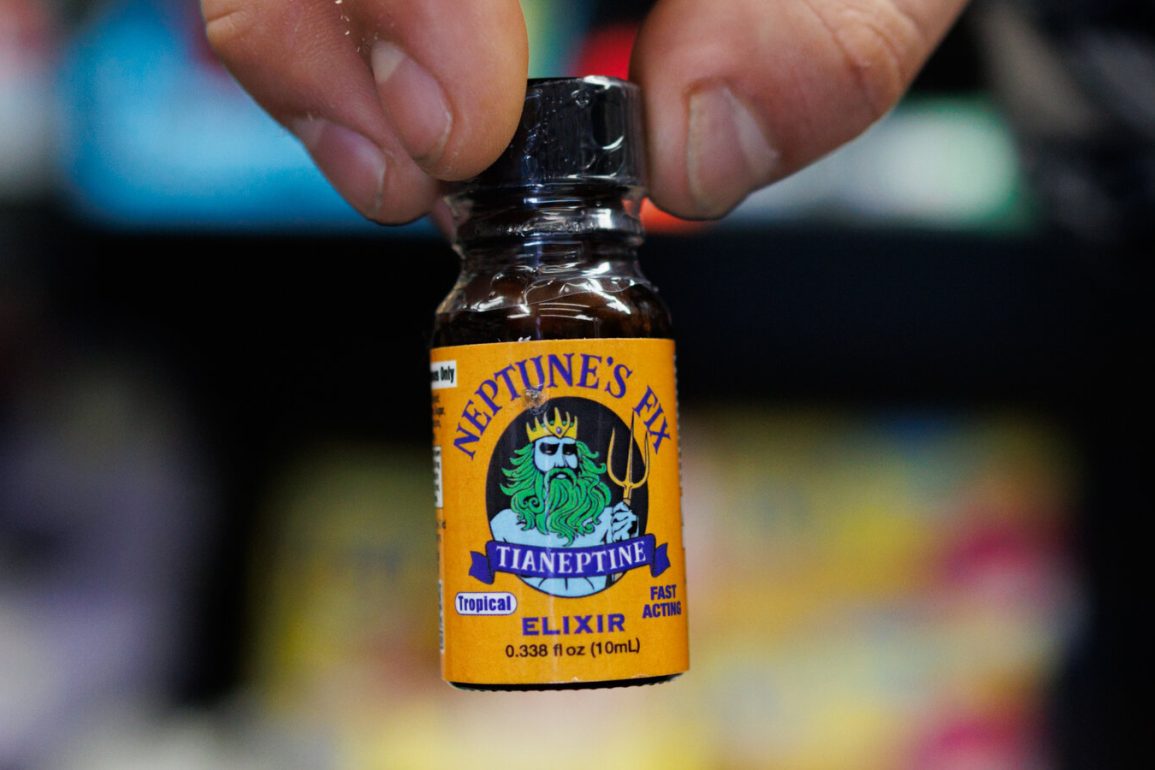 Gas Station “Heroin” Spurs Health Warnings as Unregulated Tianeptine Fuels Addiction and ER Surges
