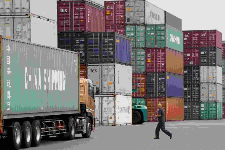 Japan’s Export Slump Deepens as U.S. Tariffs Hit Auto Sector and Trade Talks Stall