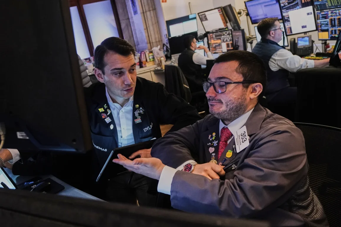Markets Hold Steady as U.S.–China Trade Talks and Economic Data Keep Investors Cautious