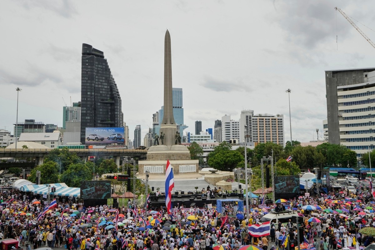 Mass Protests Erupt in Bangkok as Leaked Call Fuels Outrage Against PM Paetongtarn Shinawatra