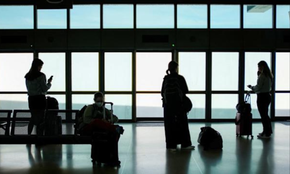 Newark Airport Reopens Key Runway After $121 Million Upgrade to Ease Delays and Boost Safety
