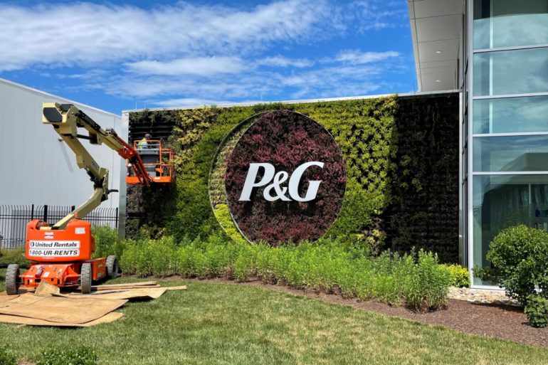 P&G to Cut 7,000 Jobs and Raise Prices as Tariff Pressures Reshape Strategy