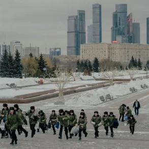 Russia Nears Recession as War Costs Soar and Economic Stability Rapidly Deteriorates