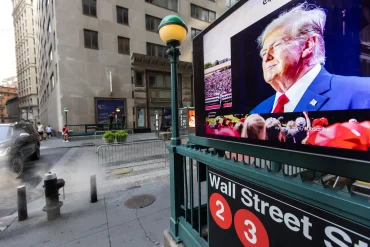 S&P 500 Hits Record High as AI Surge Lifts Markets Amid Tariff and Trade Uncertainty