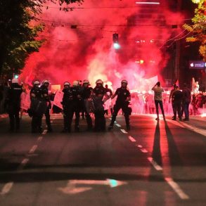 Serbia Erupts in Record Protest as 140,000 Demand Vucic’s Resignation and Early Elections Amid Unrest