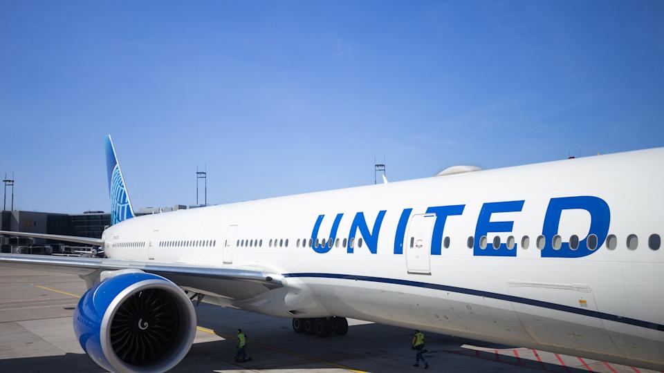 Starlink Rollout Hits Snag on United Jets as Antenna Fixes Begin