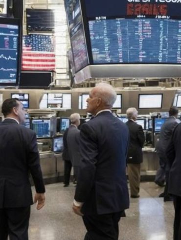 Stock Futures Slip as Markets Await U.S.-China Trade Clarity and Key Inflation Data
