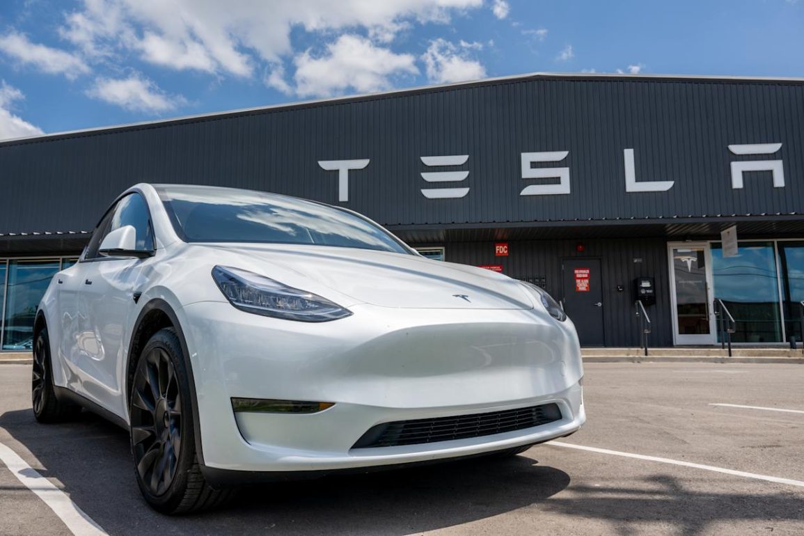 Tesla Quietly Launches Robotaxi Trial in Austin Marking Key Step Toward Full Autonomy