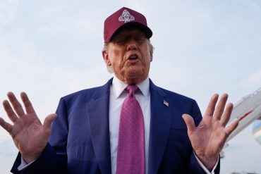 Trump's White House Push Boosts EchoStar Stock Amid FCC Probe and 5G License Uncertainty