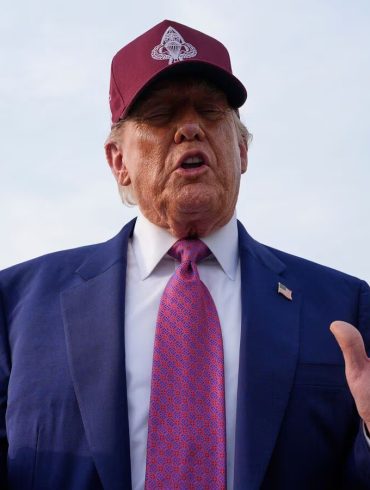 Trump's White House Push Boosts EchoStar Stock Amid FCC Probe and 5G License Uncertainty