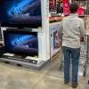 U.S. Consumer Confidence Sinks in June as Recession Fears and Trade Worries Rise