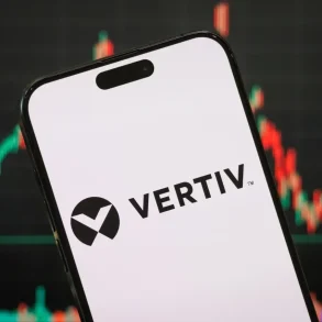 Amazon’s Liquid Cooling Entry Sparks Vertiv Selloff Despite Potential for Strategic Collaboration