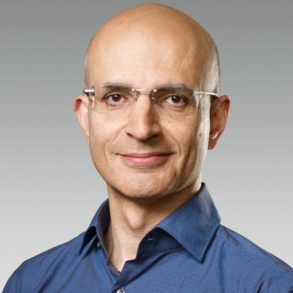 Apple COO Jeff Williams to Retire After 27 Years; Sabih Khan Named Successor