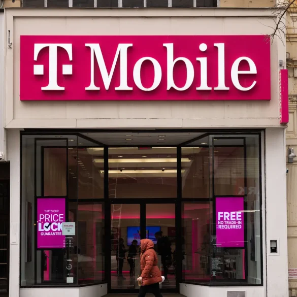 DOJ Clears T-Mobile’s $4.4B UScellular Deal as Company Drops DEI Amid Spectrum Consolidation Fears