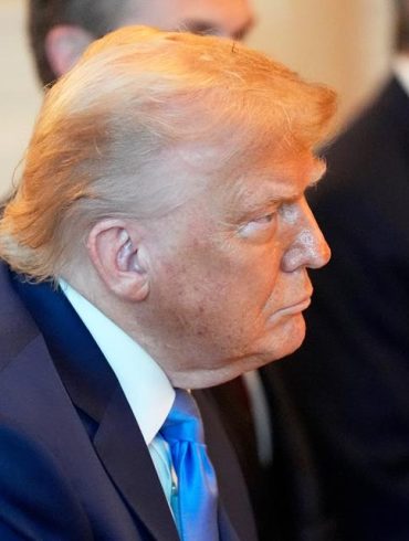 European Markets Steady Despite Trump’s Tariff Threat as Bond Yields Rise on Broader Fiscal Fears